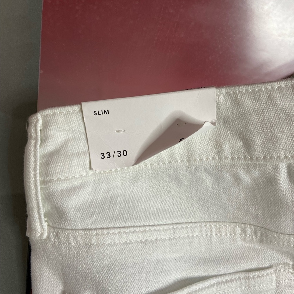 New AE white Slim jeans